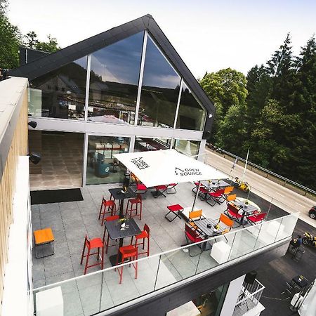 Open Source A L'Entree Du Circuit! Apartment Ставело Екстериор снимка