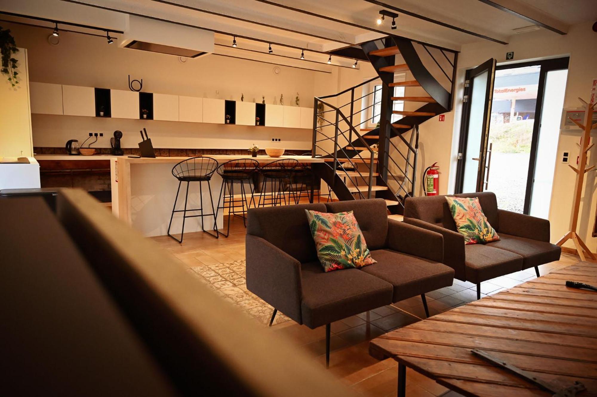 Open Source A L'Entree Du Circuit! Apartment Ставело Екстериор снимка